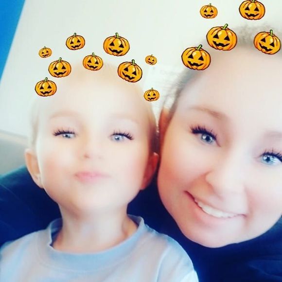 Meet your Posher, Samantha - Picture 1 of 1